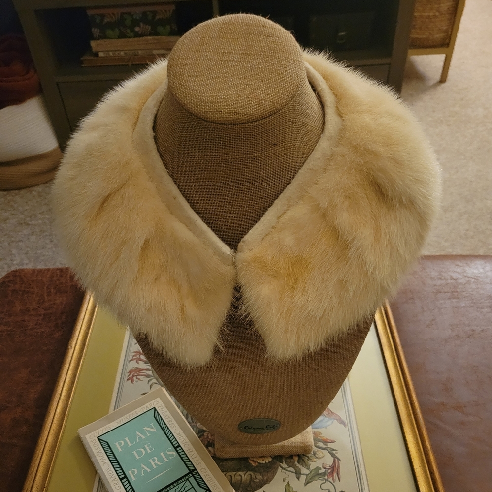 Vintage Fur Collar - Picture 2 of 2